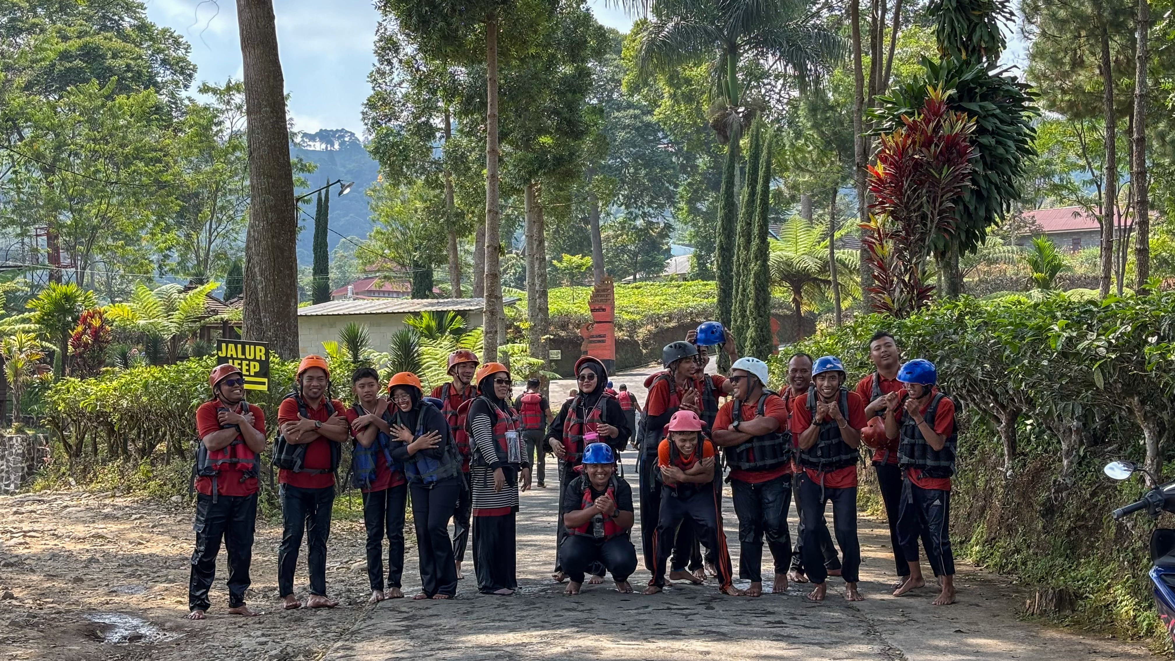 Kegiatan Air Mineral Santri